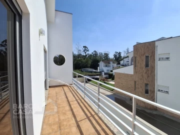 Moradia T4 para Venda em Tamel (São Verissimo)