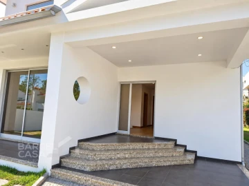 Moradia T4 para Venda em Tamel (São Verissimo)