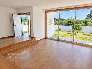 Moradia T4 para Venda em Tamel (São Verissimo)