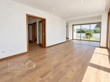 Moradia T4 para Venda em Tamel (São Verissimo)