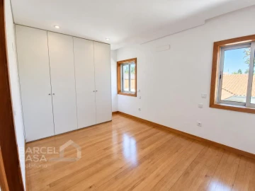 Moradia T4 para Venda em Tamel (São Verissimo)