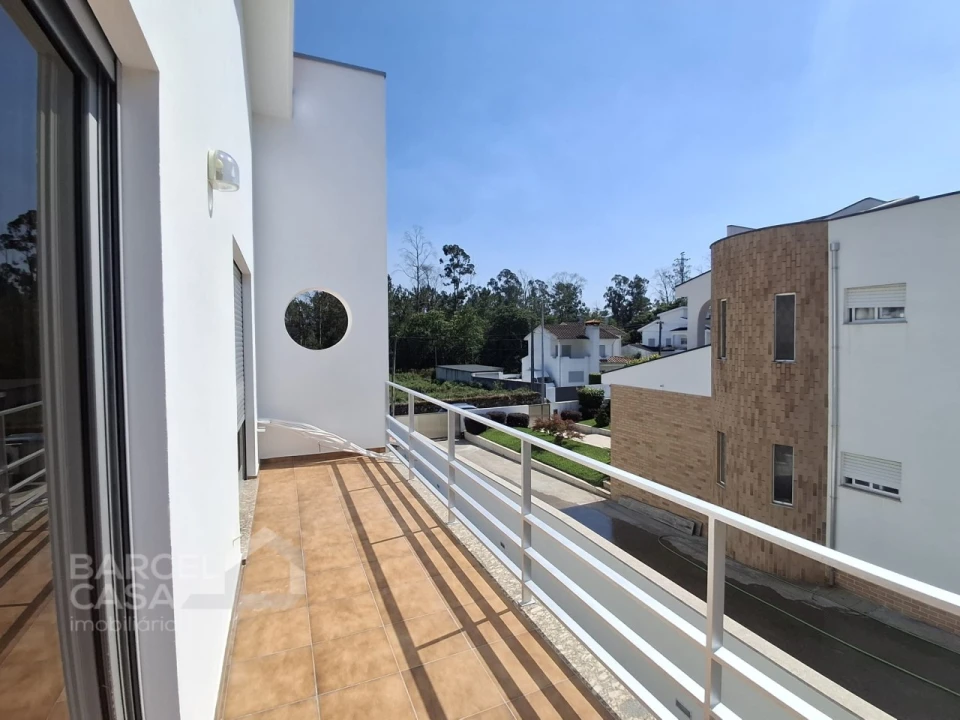 Moradia T4 para Venda em Tamel (São Verissimo) Foto 13