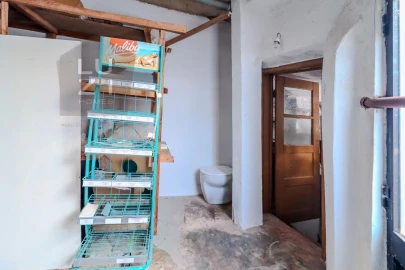 Loja para Venda em Budens