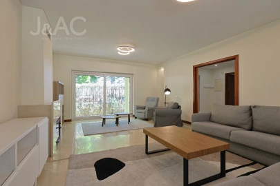 Apartamento T4 para Venda em Rio de Mouro