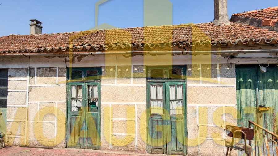 Moradia T2 para Venda em Aldeia Nova
