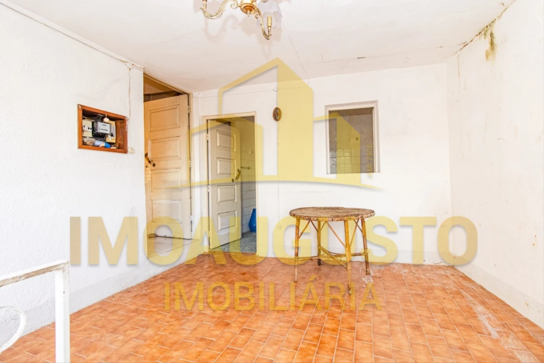 Moradia T3 para Venda em Casal de Cinza Foto 13