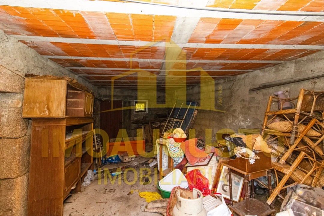Moradia T3 para Venda em Casal de Cinza Foto 18