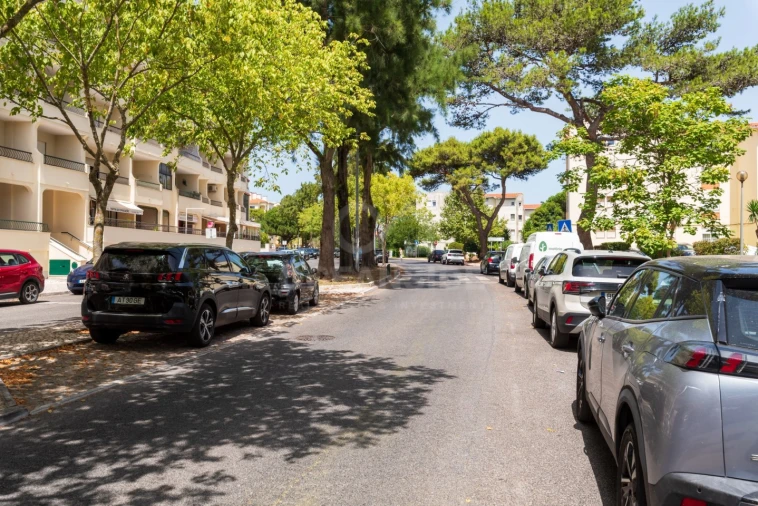 Moradia T4 para Venda em Cascais e Estoril Foto 51