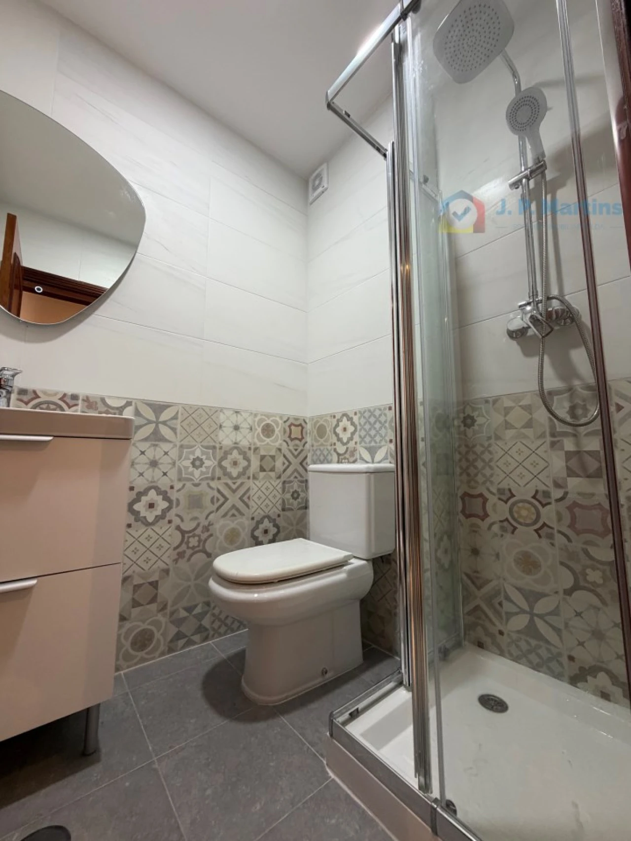 Apartamento T2 para Venda em Moita Foto 9