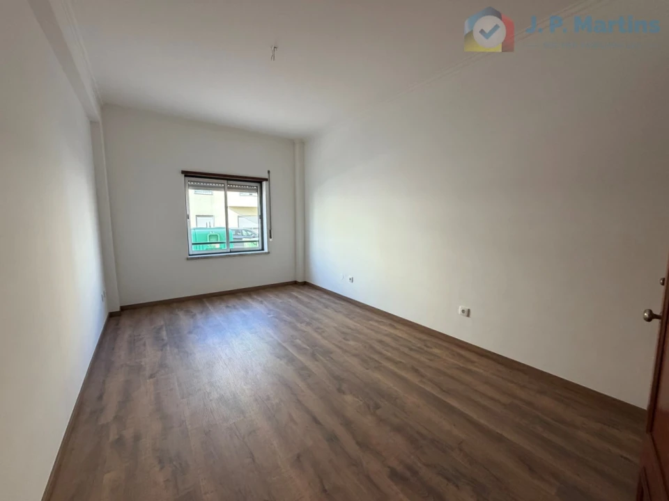 Apartamento T2 para Venda em Moita Foto 10