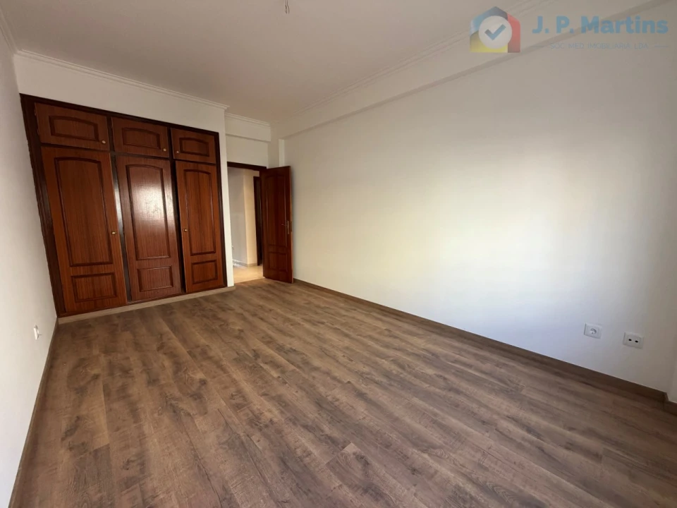 Apartamento T2 para Venda em Moita Foto 12