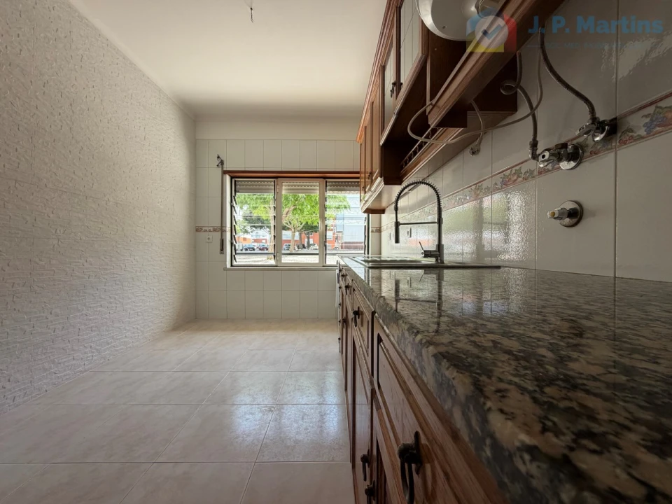 Apartamento T2 para Venda em Moita Foto 5