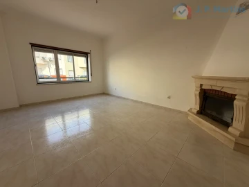 Apartamento T2 para Venda em Moita