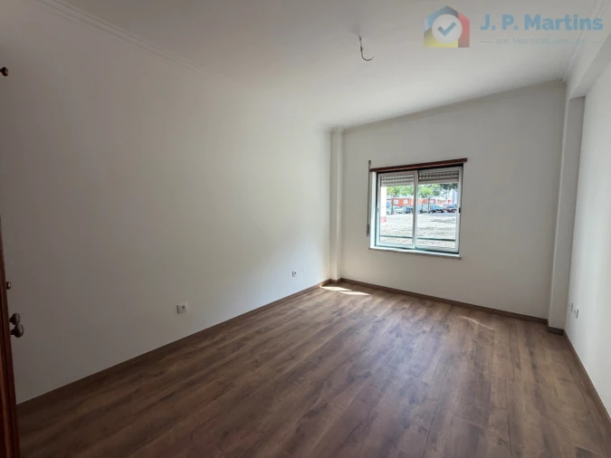 Apartamento T2 para Venda em Moita Foto 17