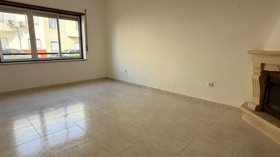 Apartamento T2 para Venda em Moita
