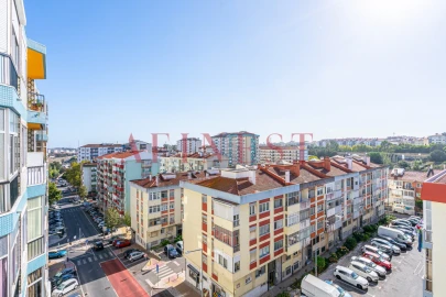 Apartamento T2 para Arrendamento em Massamá e Monte Abraão