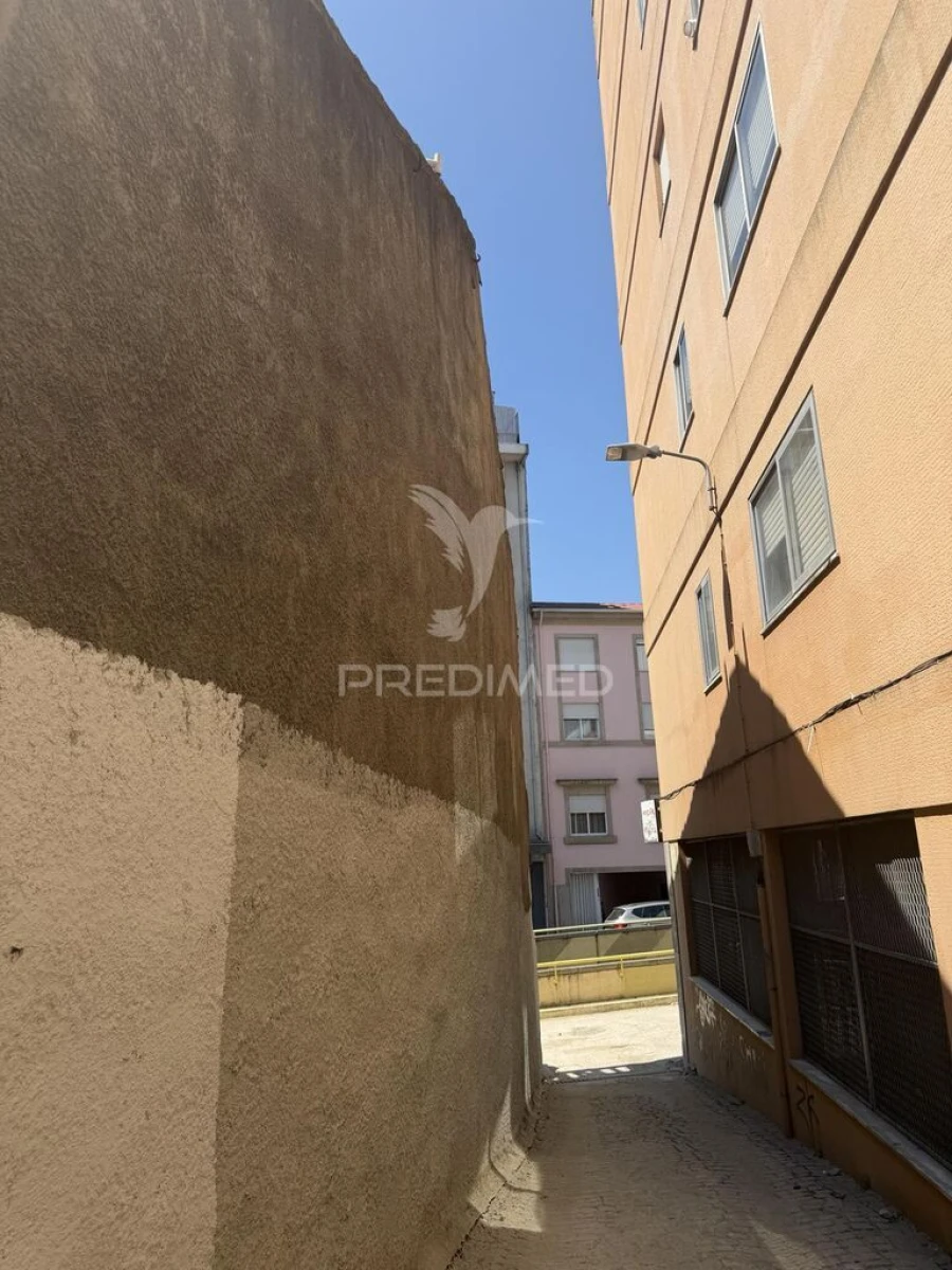 Terreno para Venda em Paranhos Foto 3