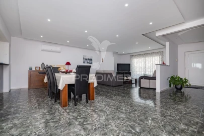 Moradia T3 para Venda em Amares e Figueiredo