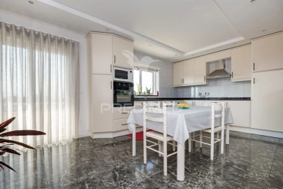 Moradia T3 para Venda em Amares e Figueiredo