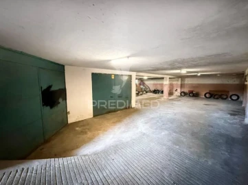 Garagem para Venda em Ermesinde
