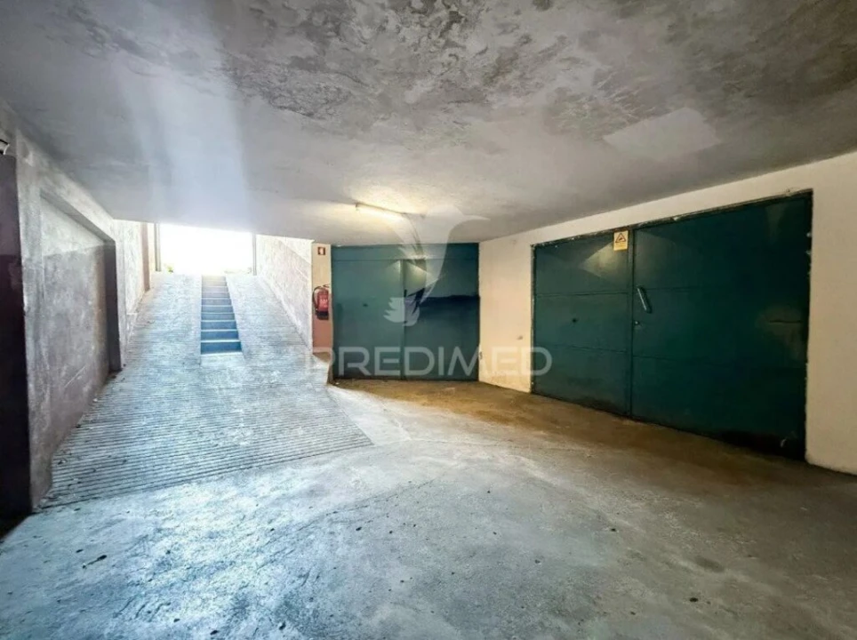Garagem para Venda em Ermesinde Foto 5
