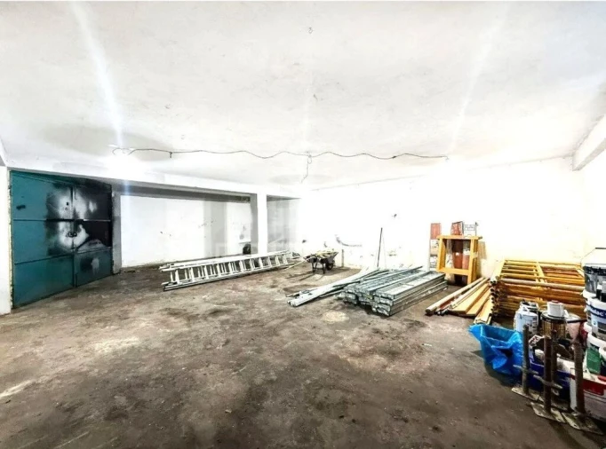 Garagem para Venda em Ermesinde Foto 2