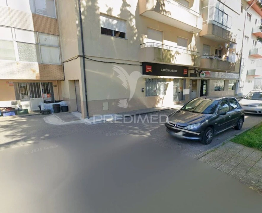 Garagem para Venda em Ermesinde Foto 4