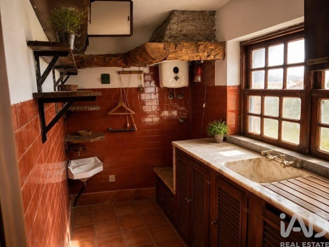 Moradia T4 para Venda em Encarnação Foto 6