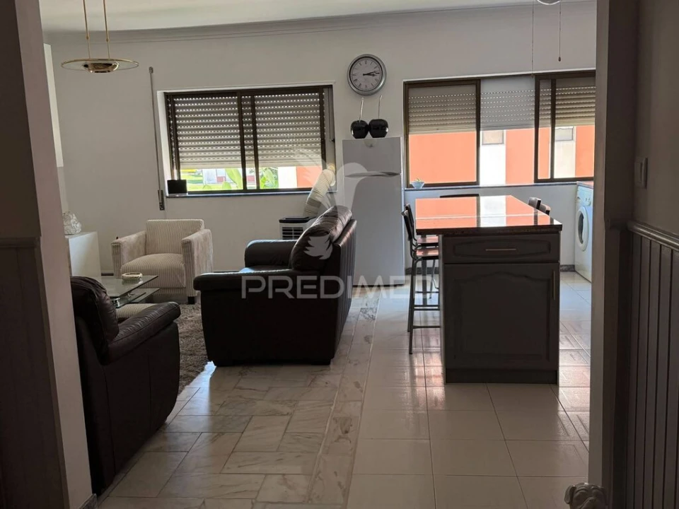Apartamento T3 para Venda em Gaio-Rosário e Sarilhos Pequenos Foto 8