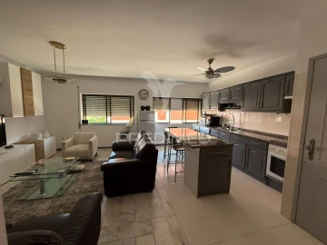 Apartamento T3 para Venda em Gaio-Rosário e Sarilhos Pequenos