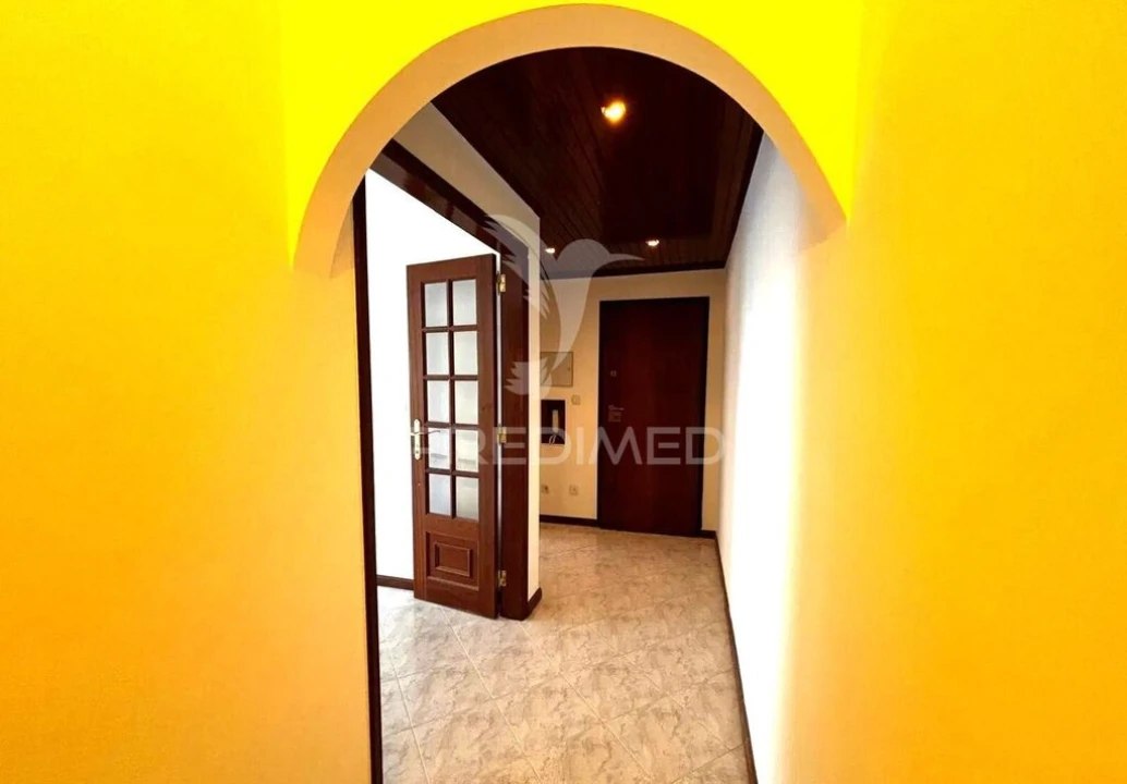 Apartamento T2 para Venda em Algueirão-Mem Martins Foto 7