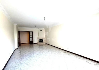 Apartamento T2 para Venda em Algueirão-Mem Martins