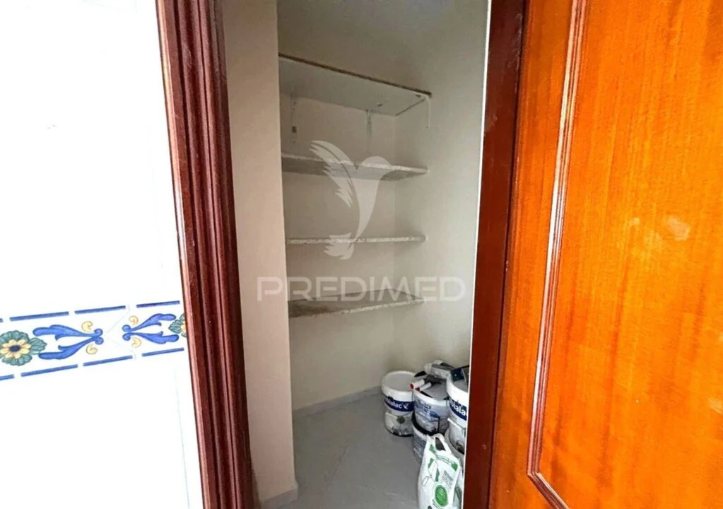 Apartamento T2 para Venda em Algueirão-Mem Martins Foto 6