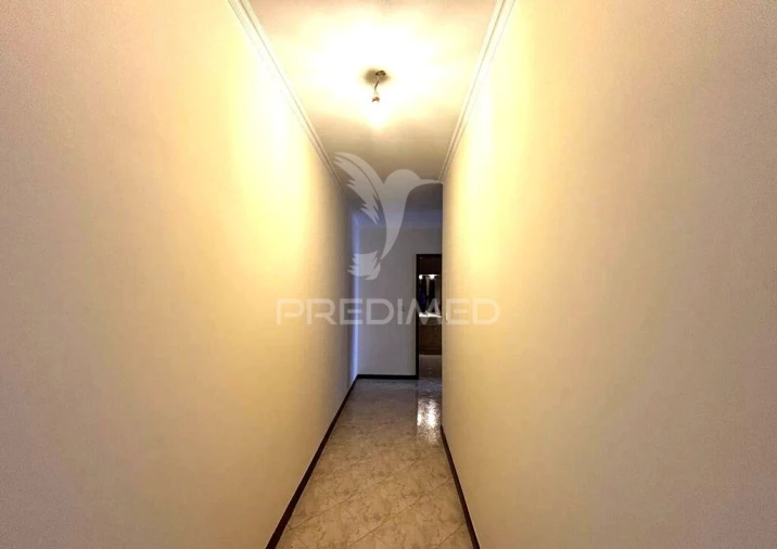 Apartamento T2 para Venda em Algueirão-Mem Martins Foto 8