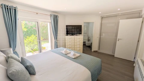 Moradia T3 para Venda em Albufeira e Olhos de Água
