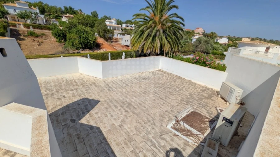 Moradia T3 para Venda em Albufeira e Olhos de Água Foto 28