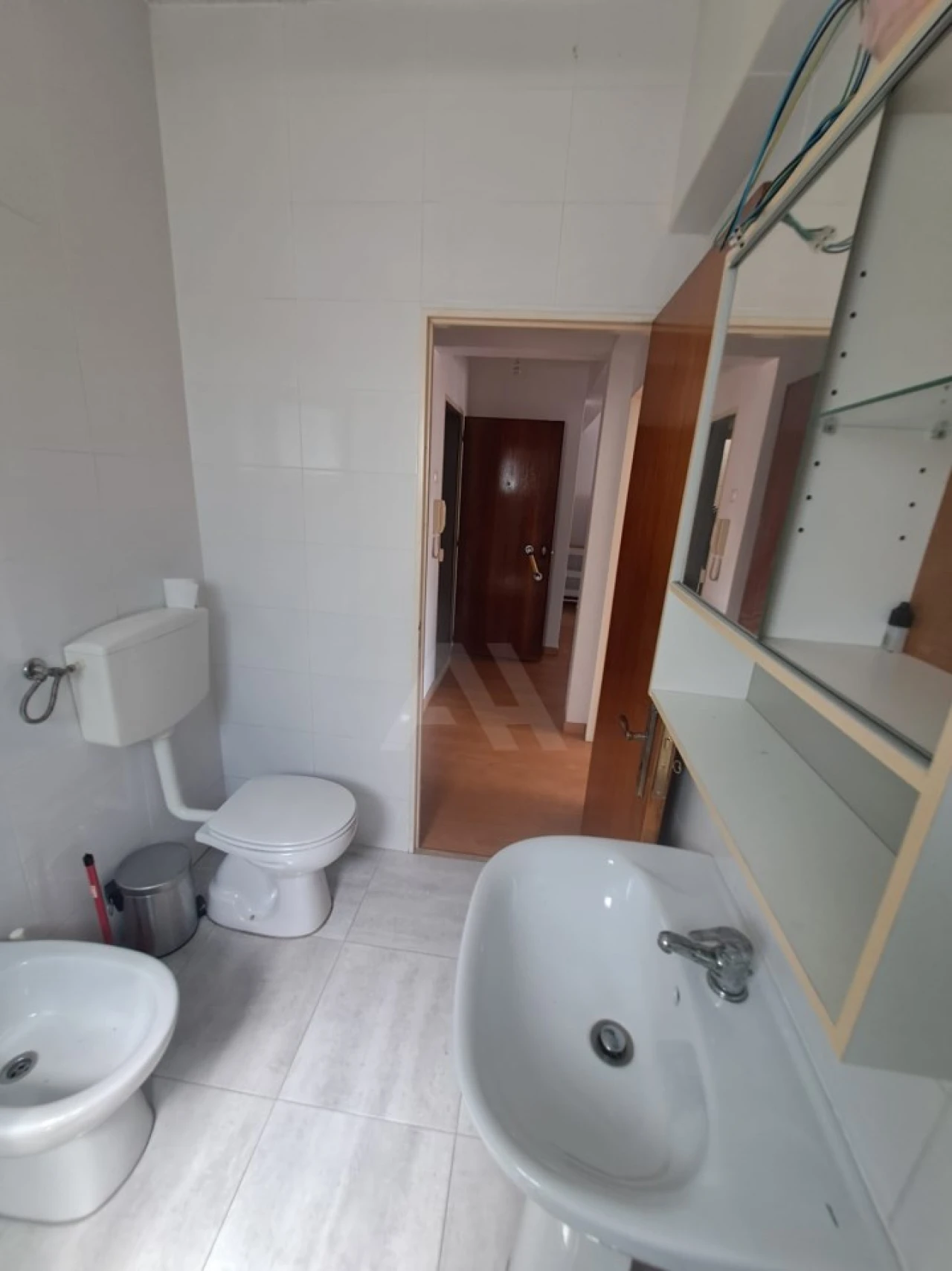 Apartamento T1 para Venda em Águas Livres Foto 19