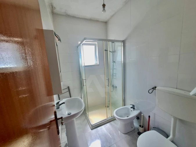 Apartamento T1 para Venda em Águas Livres Foto 14