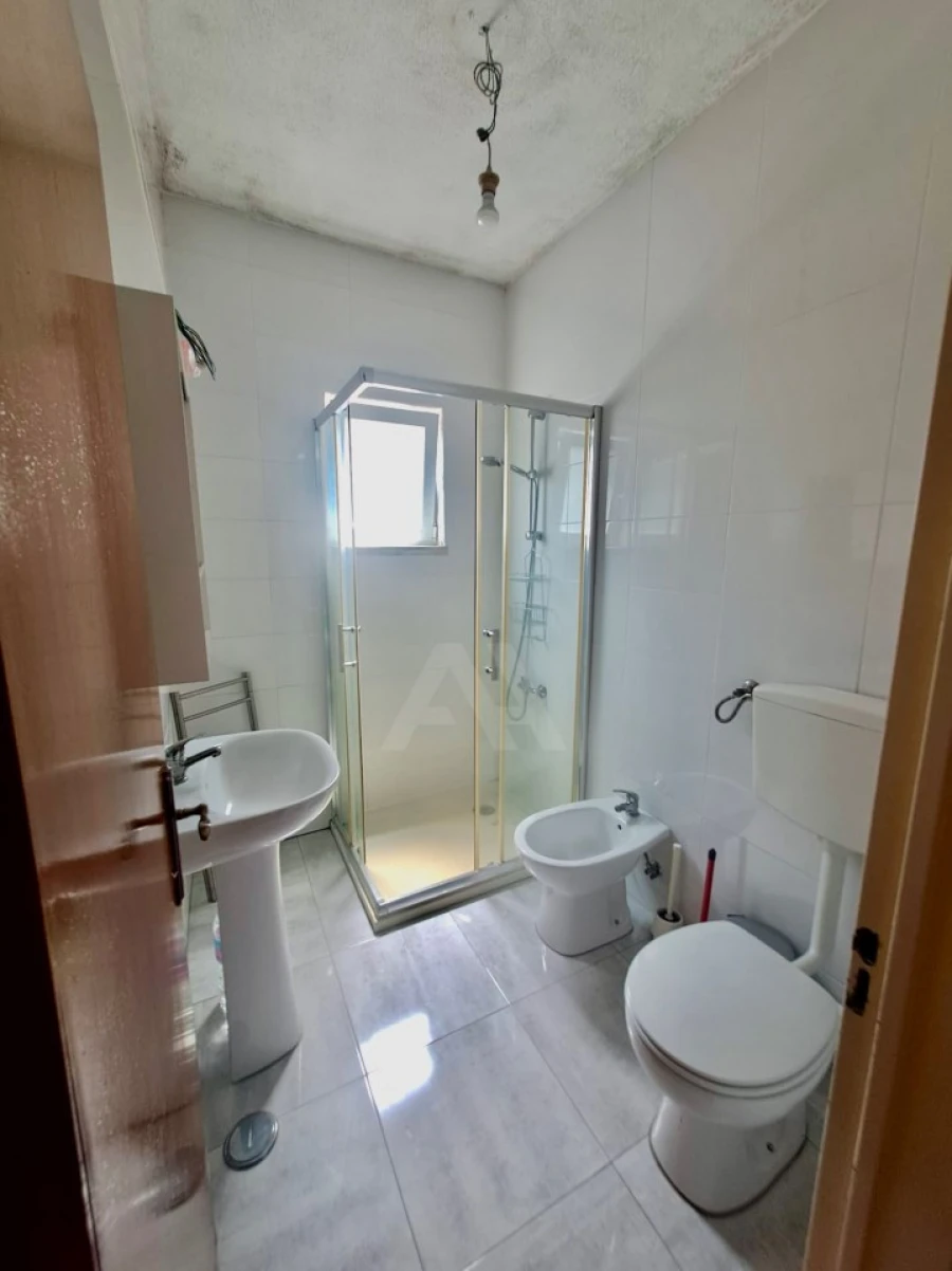 Apartamento T1 para Venda em Águas Livres Foto 16