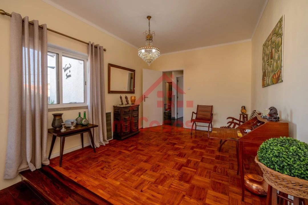Moradia T4 para Venda em Santa Maria, São Pedro e Matacães Foto 30
