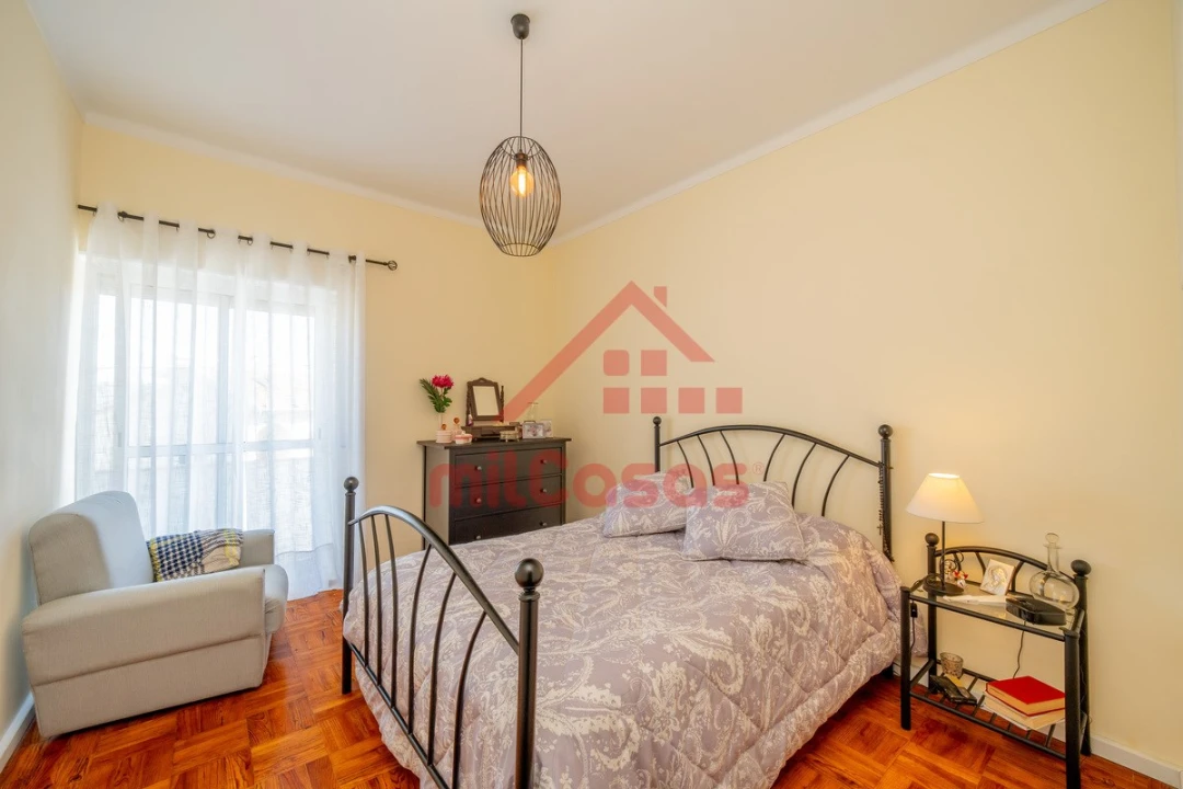 Moradia T4 para Venda em Santa Maria, São Pedro e Matacães Foto 48