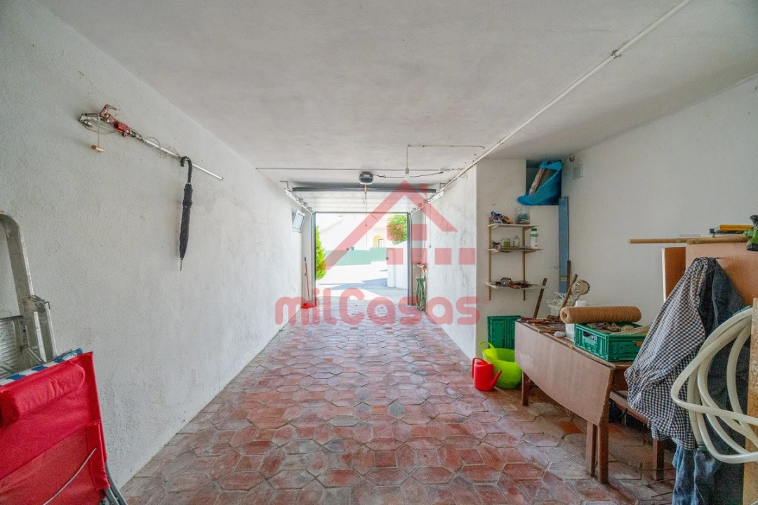 Moradia T4 para Venda em Santa Maria, São Pedro e Matacães Foto 57