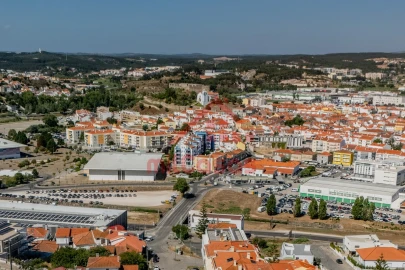 Moradia T4 para Venda em Santa Maria, São Pedro e Matacães