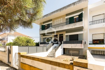 Moradia T4 para Venda em Malagueira e Horta das Figueiras