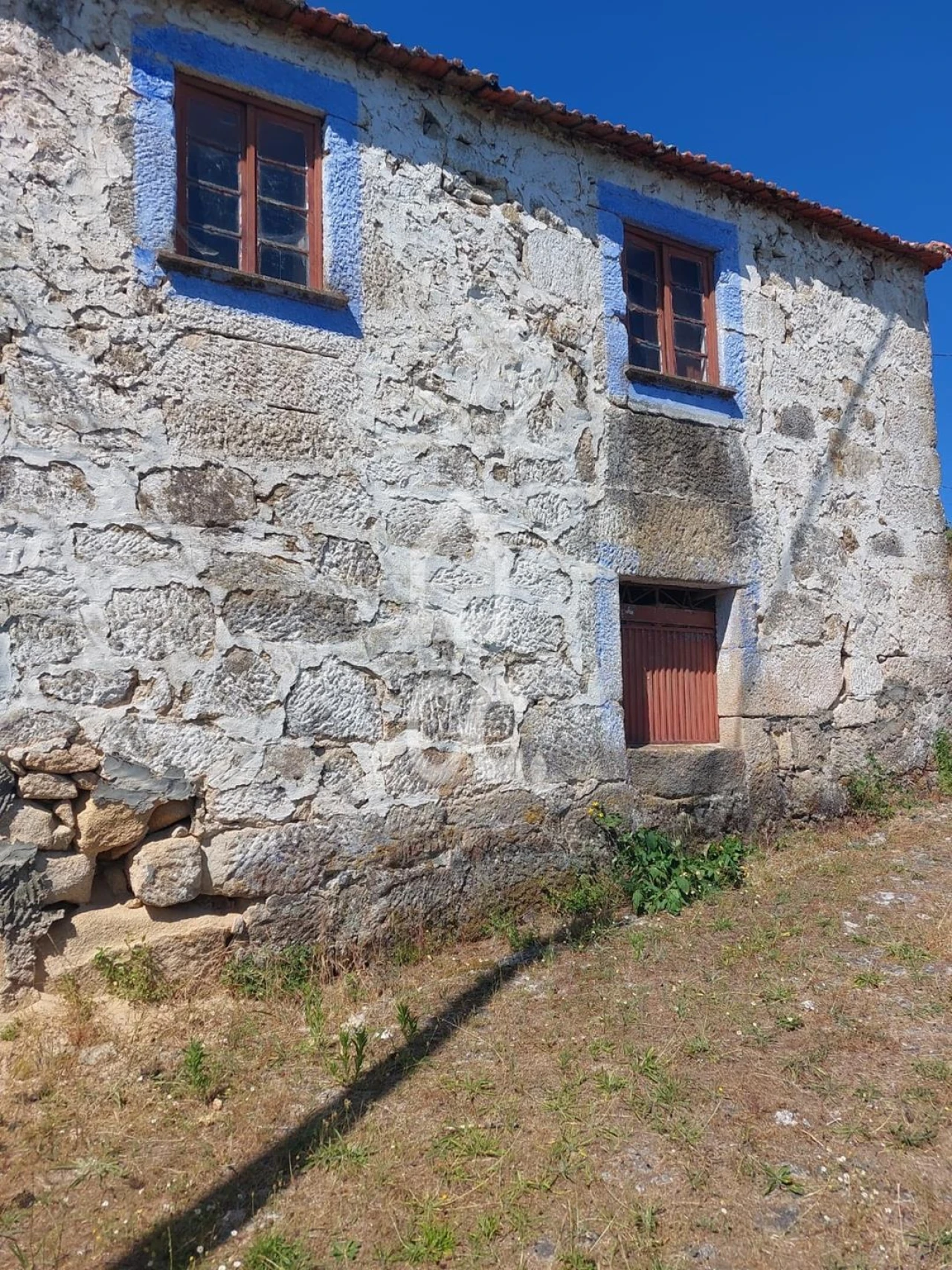 Moradia T3 para Venda em Fataunços e Figueiredo das Donas Foto 2