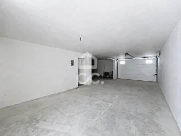 Moradia T4 para Venda em Santa Maria, São Pedro e Sobral da Lagoa