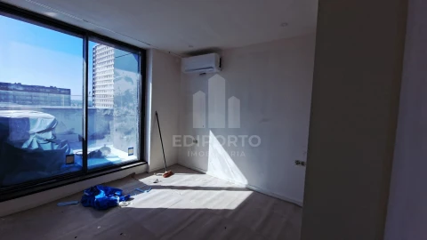 Apartamento T4 para Venda em Matosinhos e Leça da Palmeira