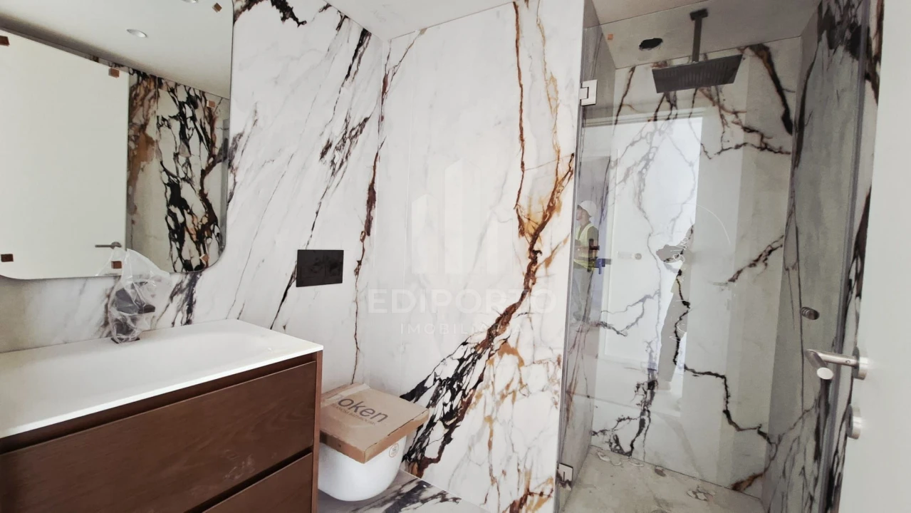 Apartamento T4 para Venda em Matosinhos e Leça da Palmeira Foto 4