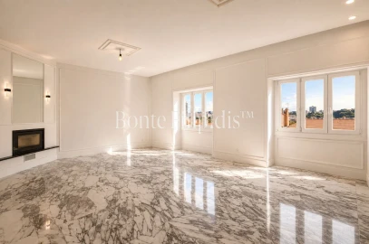Apartamento T4 para Venda em Arroios