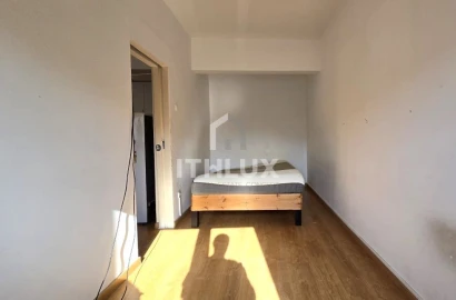 Apartamento T1 para Venda em Venteira